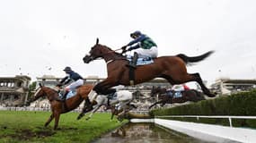 Les courses hippiques du jeudi 11 avril. 
