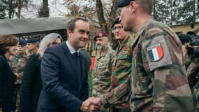 Le ministre des Armées Sébastien Lecornu défendra dès lundi à 16 heures et pendant deux semaines, le budget des armées pour la période 2024-2030.