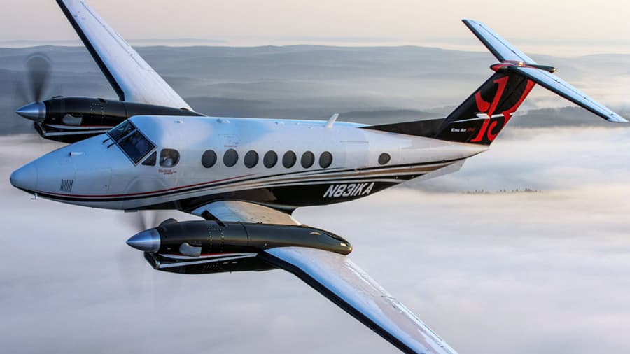 Le Beechcraft King Air 350 en version "affaire" Le Beechcraft King Air 350 en version "affaire"
