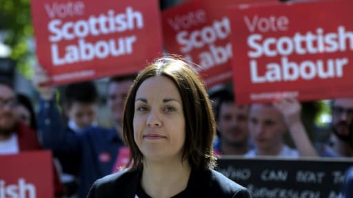 La cheffe des travaillistes écossais, Kezia Dugdale, en campagne pour les législatives à Rutherglen, dans le Lanarkshire, le 8 mai 2017 La cheffe des travaillistes écossais, Kezia Dugdale, en campagne pour les législatives à Rutherglen, dans le Lanarkshire, le 8 mai 2017