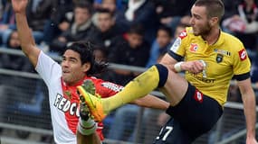 Falcao, ici aux prises avec Peybernes