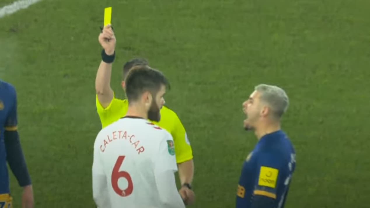 Bruno Guimaraes jubile devant Duje Caleta-Car après son expulsion