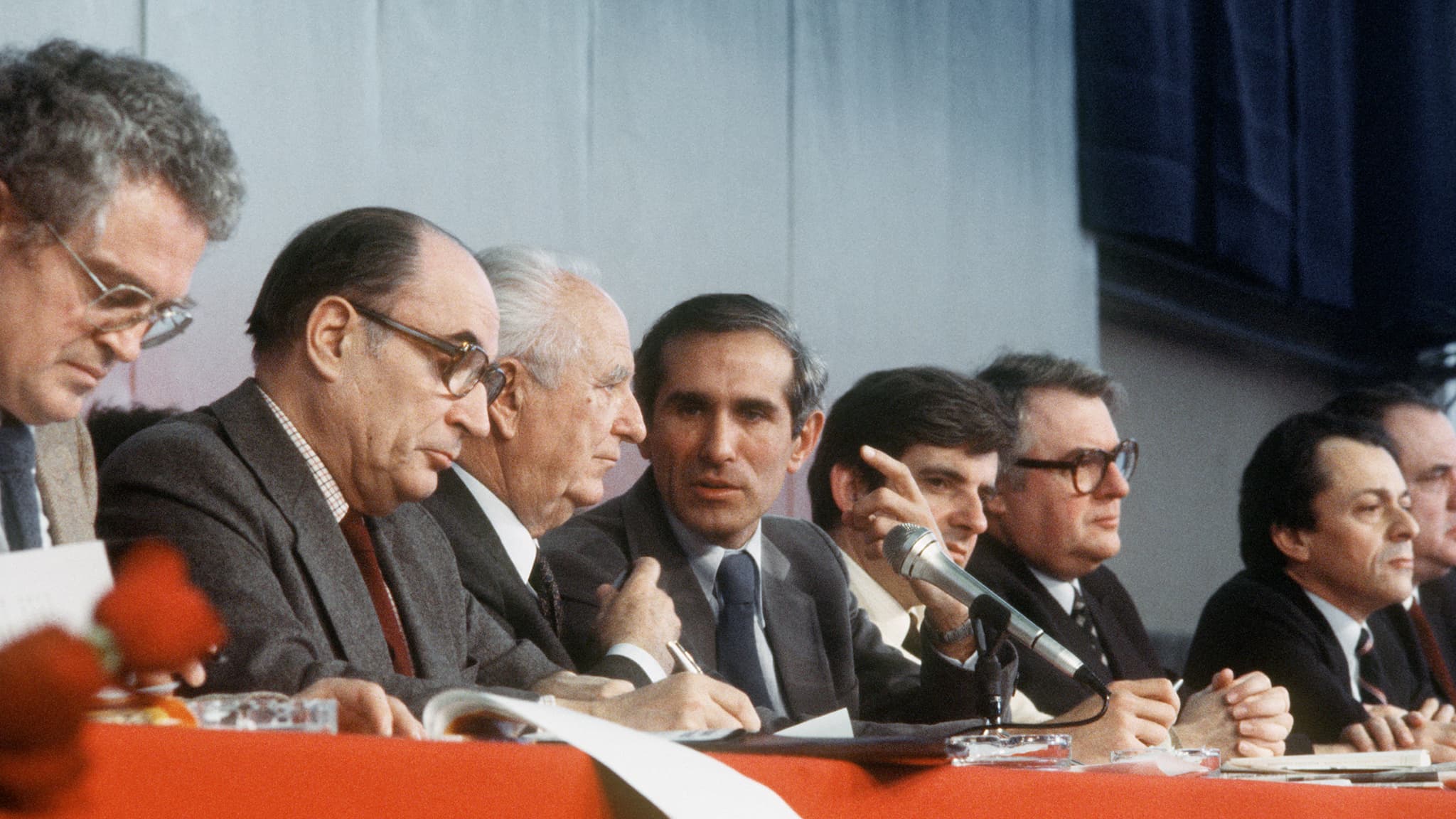 François Mitterrand au congrès du PS du 24 janvier 1981 qui doit adouber sa candidature à l'élection présidentielle