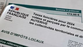 Un avis de taxe foncière, photographié en 2024 (illustration).