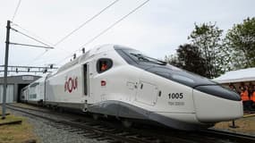 Le TGV "M", train à grande vitesse de nouvelle génération de la SNCF,  à l'usine Alstom de Belfort, le 29 avril 2024