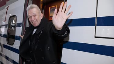 Jean-Paul Gaultier en Gare du Nord, à bord d'un Thalys en 2013.