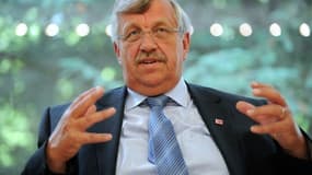 Walter Lübcke, 65 ans, président du district de Kassel en février 2012. - UWE ZUCCHI / DPA / AFP