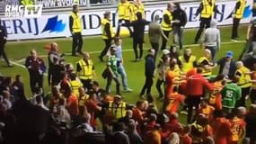 Des supporters néerlandais agressent les joueurs adverses après une défaite