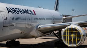Un avion d'Air France cloué au sol à l'aéroport Charles-de-Gaulle à Roissy