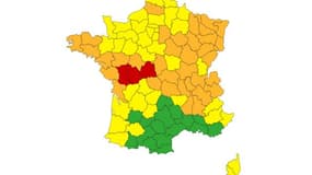 Trois départements restent placés en vigilance rouge pour neige et verglas. 