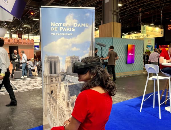 La visite de Notre-Dame en réalité virtuelle La visite de Notre-Dame en réalité virtuelle