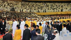 Des gardes d'honneur de l'Église de l'Unification portent le cercueil contenant le fondateur de l'Église de l'Unification, Sun Myung Moon, lors de la cérémonie funéraire au Centre mondial de la paix de Cheongshim à Gapyeong, à environ 60kilomètres à l'est de Séoul (Corée du Sud), le 15 septembre 2012. (Photo d'illustration)
