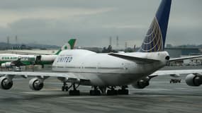 Un avion United Airlines sur le tarmac de l'aéroport de San Francisco, le 10 juin.