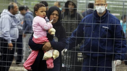 Un camp de réfugiés à la frontière serbo-hongroise, près du village de Roszke, le 11 septembre 2015