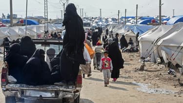Femmes et enfants retenus dans le camp d'Al Hol, en Syrie, le 28 mars 2019.