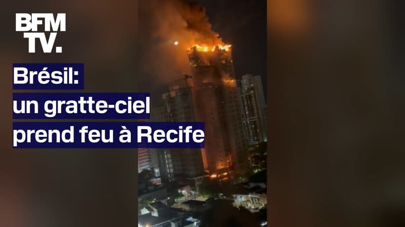Brésil: un gratte-ciel prend feu en pleine nuit à Recife