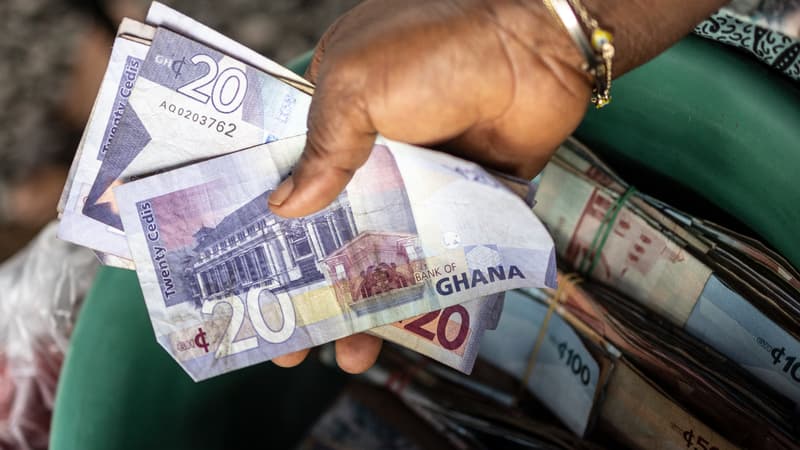 "L'inflation a fortement diminué, la dette publique a chuté de manière spectaculaire": quatre ans après avoir réclamé l'aide du FMI face à une grave crise économique, le Ghana annonce la "fin définitive" de son plan de sauvetage