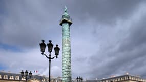Place Vendôme avec vue sur sa colonne.