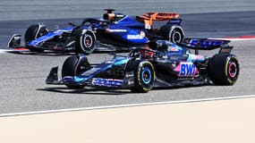 Esteban Ocon (Alpine) et Alex Albon (Williams) en piste pour les essais hivernaux de Bahreïn.