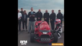 Nouveau record de vitesse... en tondeuse à gazon !