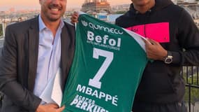 Kylian Mbappé a remercié Sarmiento en espagnol.