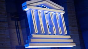 Logo de l'Unesco, le 12 juin 2023 à Paris au siège de l'organisation