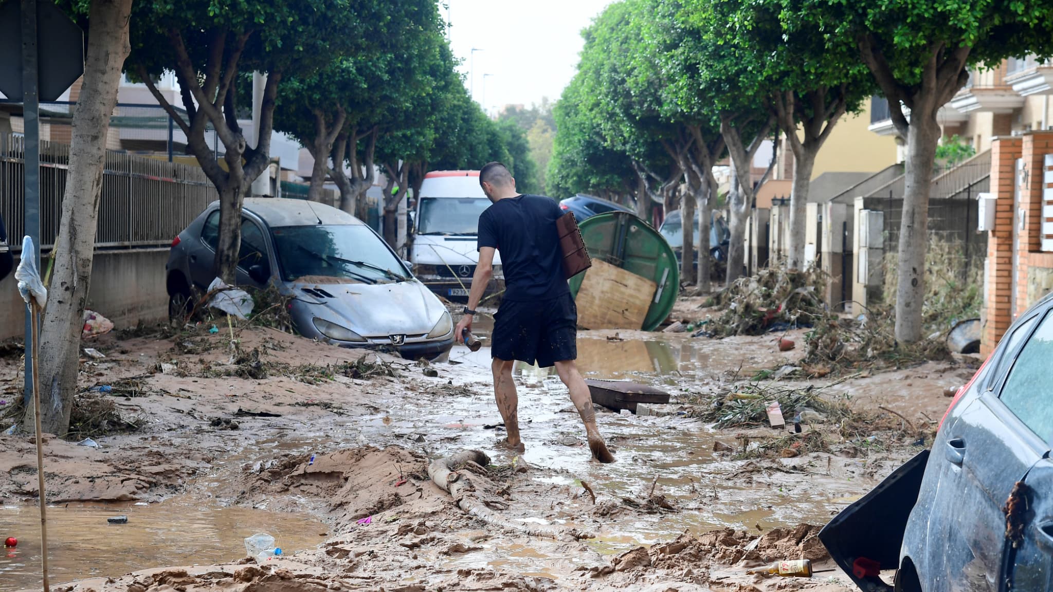 Inondations en Espagne: cinq communautés en alerte rouge et orange, au ...