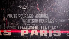 Une banderole hostile déployée lors du match PSG-OM (3-1, L1), le 16 mars 2025
