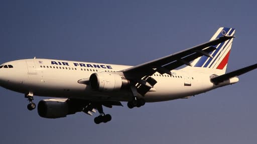 Un A310 d'Air France en plein vol.