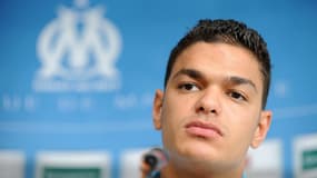Hatem Ben Arfa en conférence de presse avec l'OM en 2008.