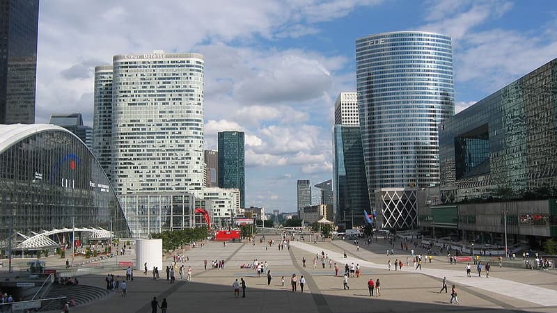 Le quartier de La Défense, va voir plusieurs tours sortir de terre en 2011