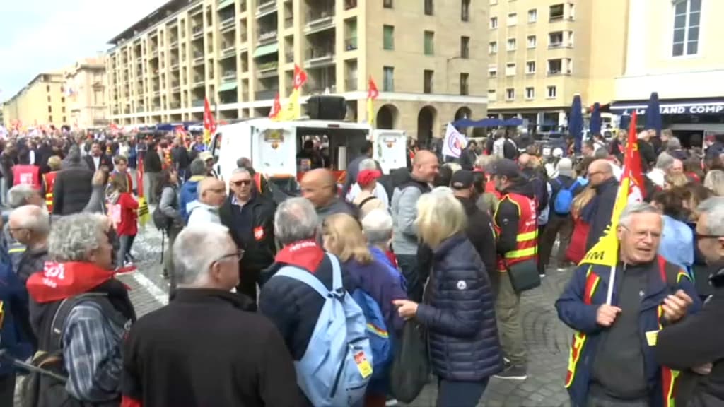 Grève du 23 mars en Provence-Alpes-Côte d'Azur: 280.000 manifestants à Marseille selon la CGT, 16.000 d'après la police