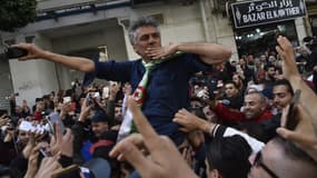 Rachid Nekkaz à Alger. 