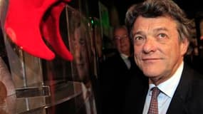Jean-Louis Borloo n'a pas encore levé le voile sur ses intentions en vue de la présidentielle, mais poursuit un objectif: faire gagner la "famille centriste", dont les diverses composantes se prononceront dans le courant du mois de mai sur leur adhésion à