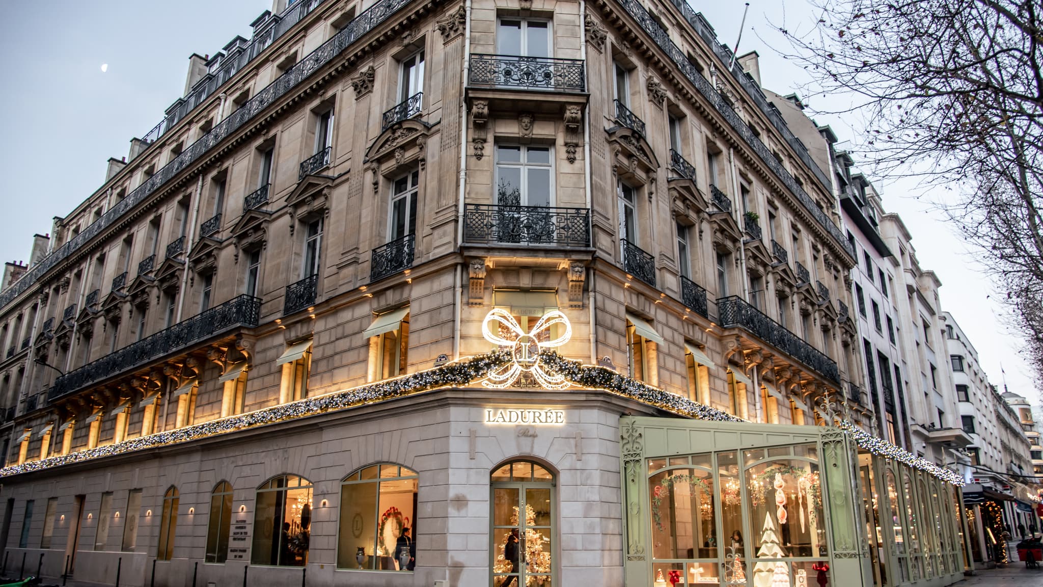 Ladurée, Champs Elysées Ladurée, Champs Elysées