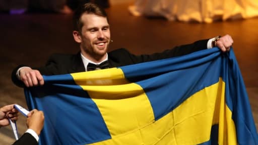 Le sommelier suédois Jon Arvin Rosengren, sacré champion du monde de cette profession, le 19 avril 2016 à Mendoza, en Argentine