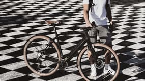 Look vient de présenter l'E-765 Gohtam, un vélo urbain en carbone made in France