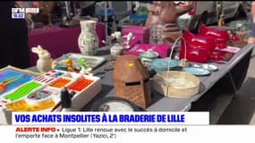 Masques, tableaux... Les achats insolites à la braderie de Lille