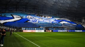 Un tifo des supporters de l'OM dans le virage nord du Vélodrome, le 1er septembre 20109