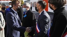 Robert Ménard et Emmanuel Macron à Béziers le 16 novembre 2021