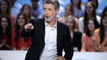 Le Grand Journal présenté par Antoine de Caunes
