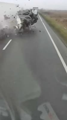 Sept supporters grecs du PAOK en route vers Lyon perdent la vie dans un grave accident de la route