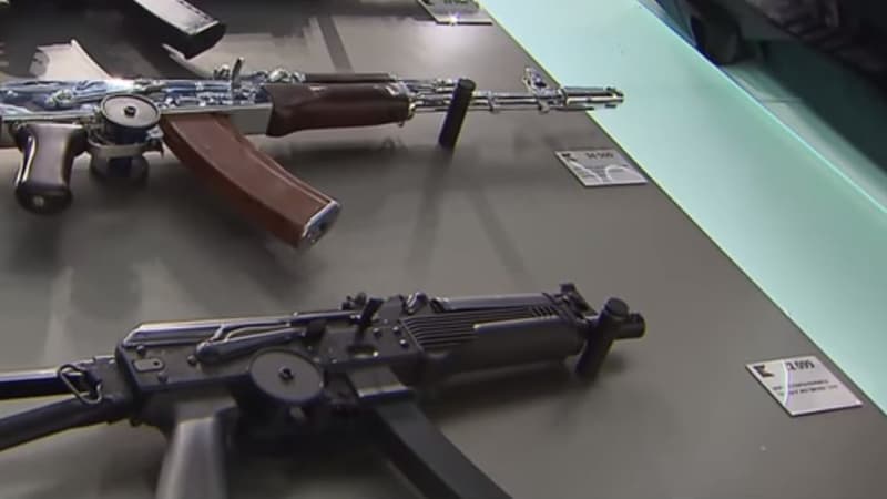 Le magasin qui vient d’ouvrir à l’aéroport de Moscou est le tout premier point de vente de produits dérivés du fabricant historique russe d’armes à feu.