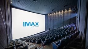 Les salles Imax proposent des écrans géants et un son haute qualité. 