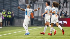 Payet, encore buteur avec l'OM,, salue le Vélodrome