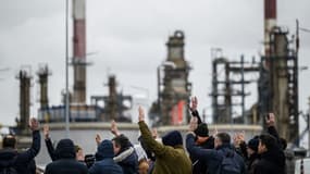 "Le pompage a redémarré" et "cela permet d'approvisionner l'Ile-de-France", a déclaré la ministre de la Transition énergétique, Agnès Pannier-Runacher.