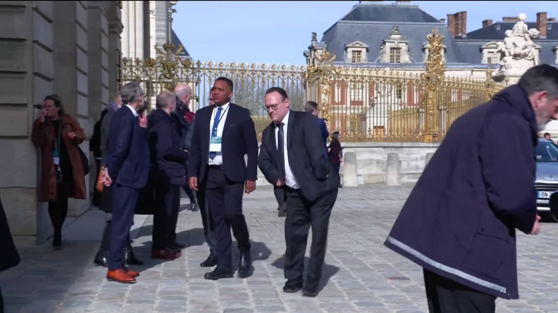 Arrivée parlementaires