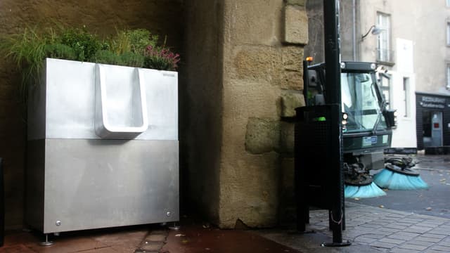 Deux "Uritrottoirs" vont être installés par la SNCF près de la gare de Lyon à Paris.