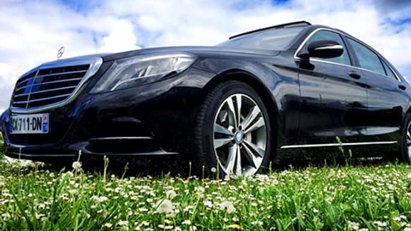 Plus de 5,1m de longueur et 2.1m de large, elle passera tout juste dans certains garages! Plus de 5,1m de longueur et 2.1m de large, elle passera tout juste dans certains garages!