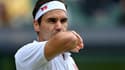 Roger Federer le 7 juillet 2021 à Wimbledon lors de sa défaite contre le Polonais Hubert Hurkacz en quart de finale